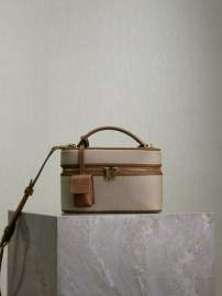 Picture of Saint Laurent Handbags _SKUfw215337792fw